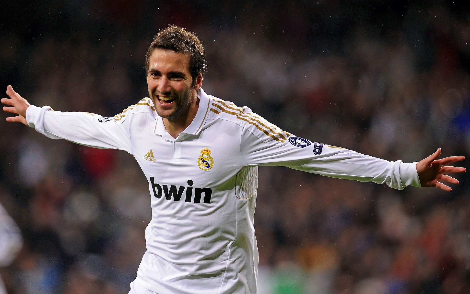 纽卡斯尔联战术革新，迎来连续胜利，纽卡斯尔联队最新情况